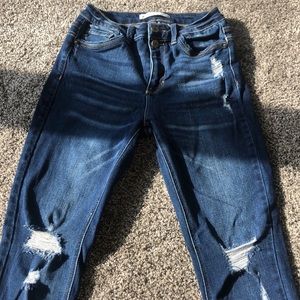 Like new barely worn KanCan jeans. Size 26.